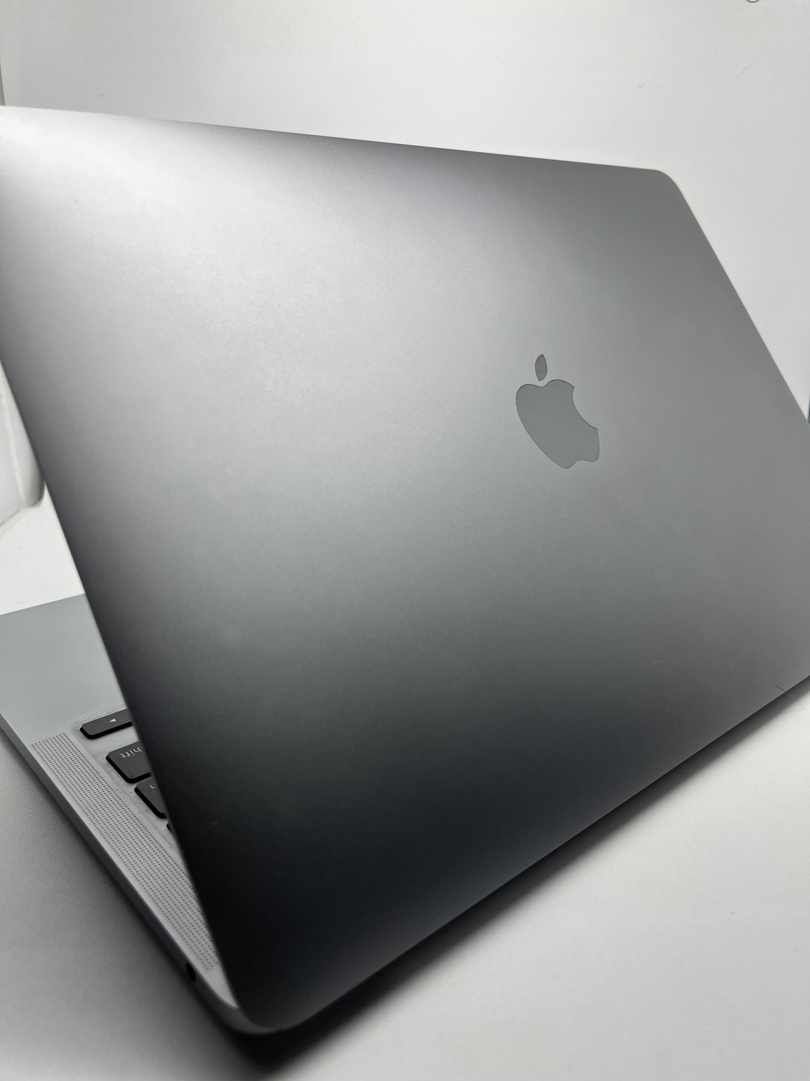 MacBook Pro M1 16/512GB