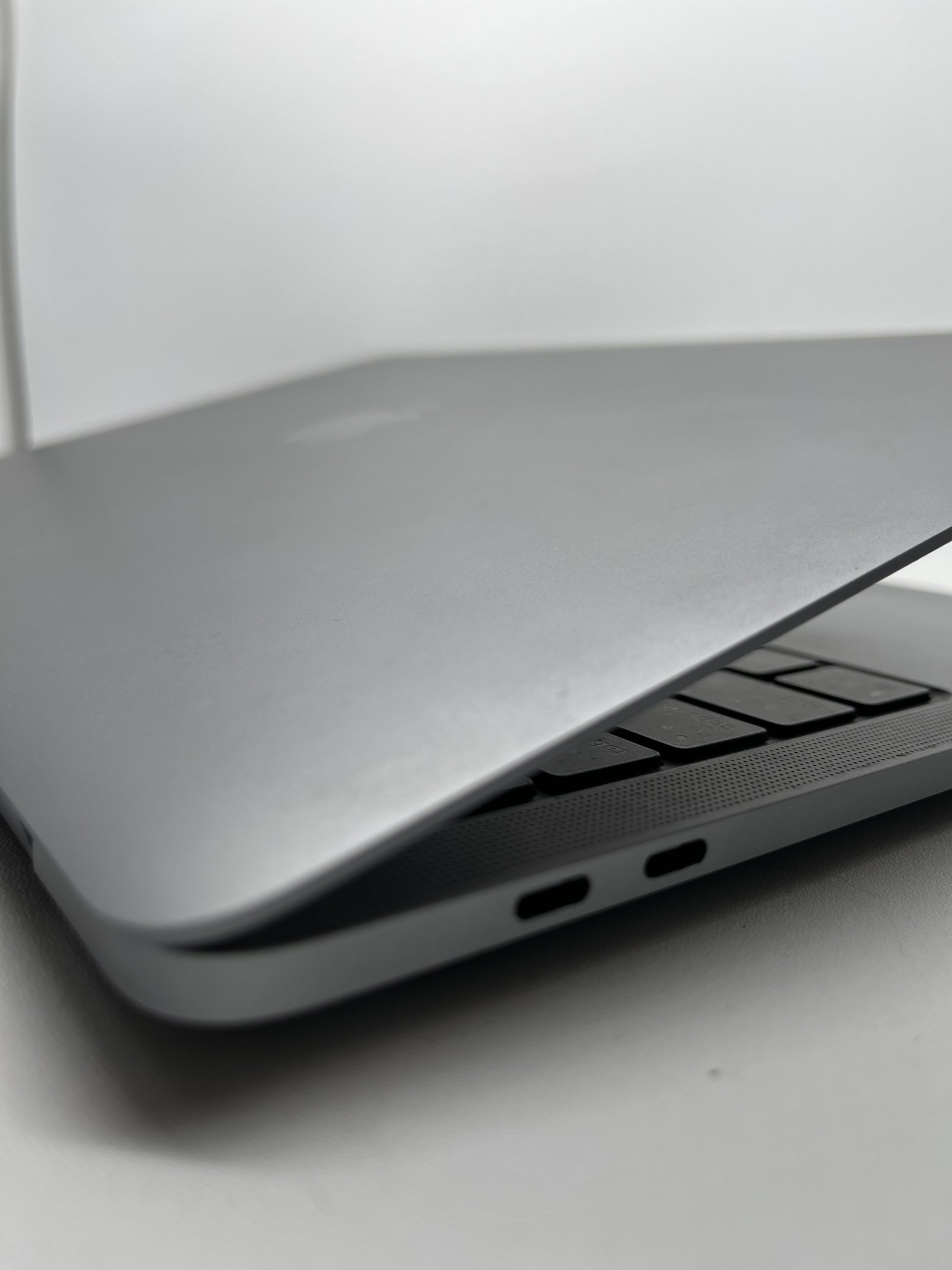 MacBook Pro M1 16/512GB