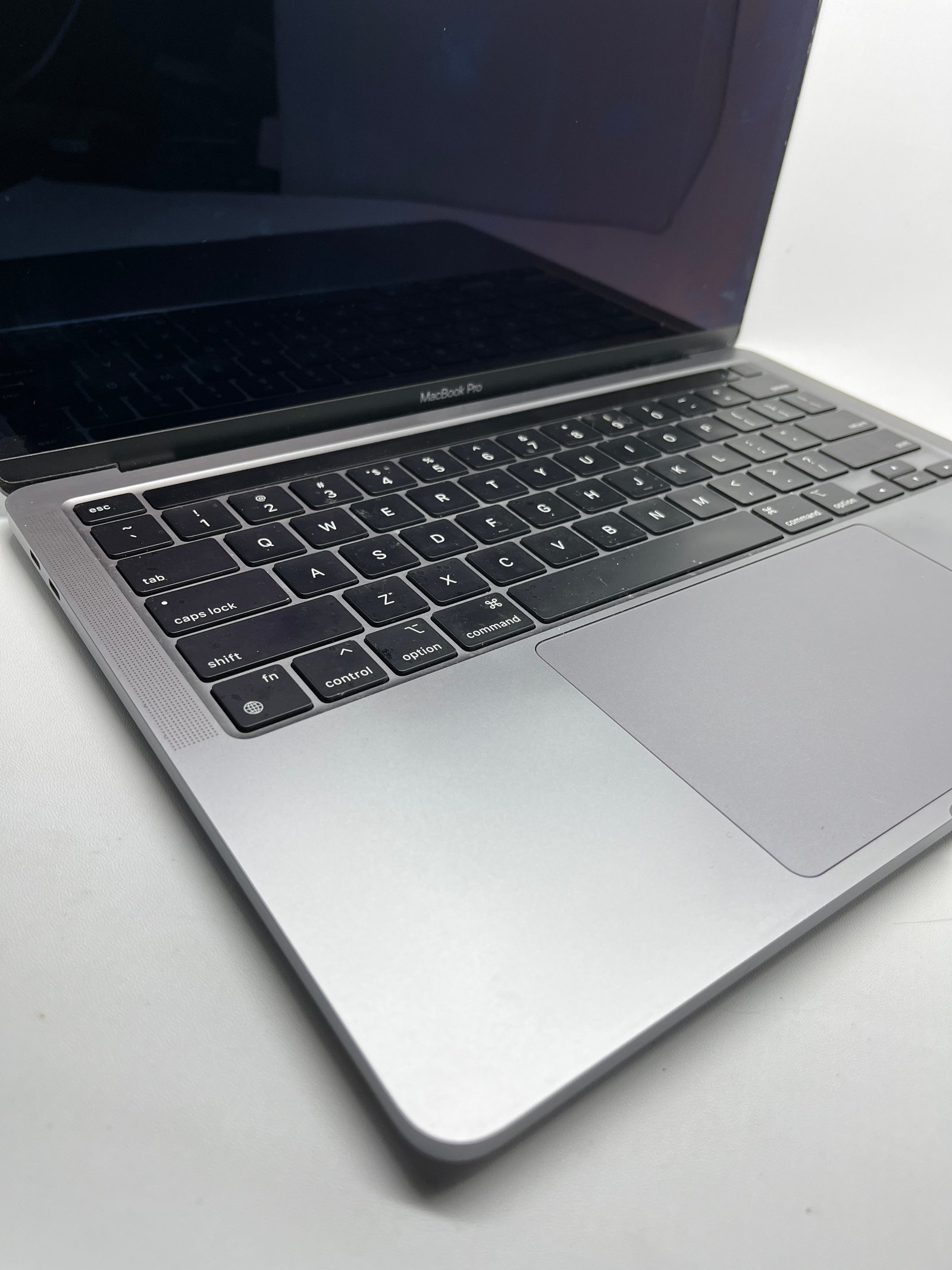 MacBook Pro M1 16/512